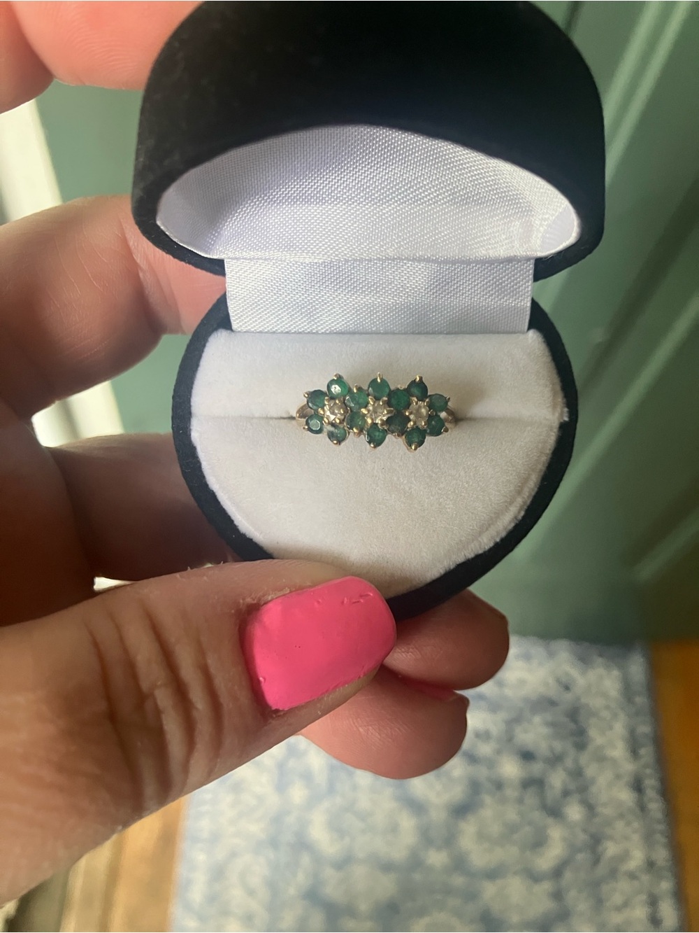 Emerald 14kt Vintage Gold Floral Cluster Ring with Green Stones